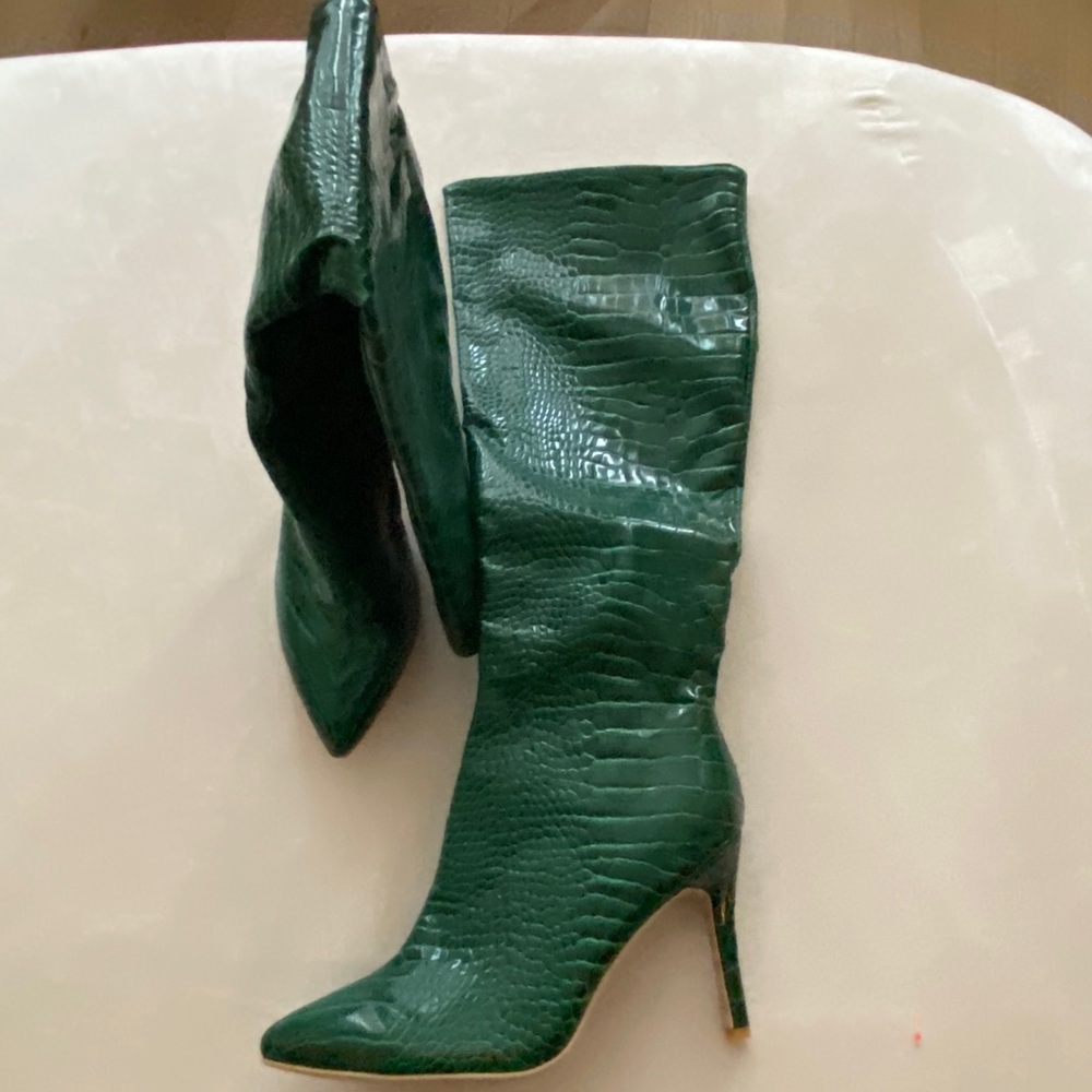 Kee high boots
